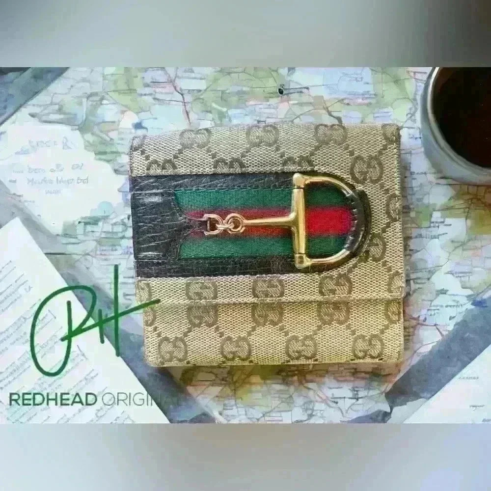 Gucci Horsebit Hasler French Wallet EUC comes with box and tissue paper